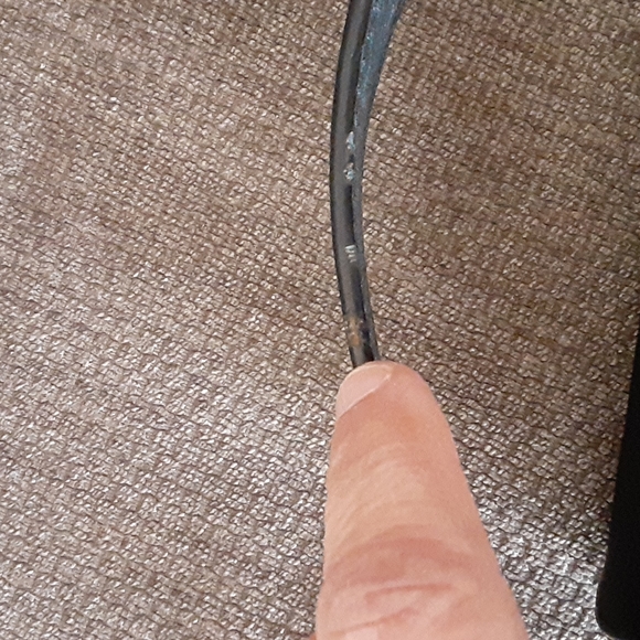 Kate Spade New York Highland Place Mini Maria Black Leather Crossbody. - Picture 12 of 14